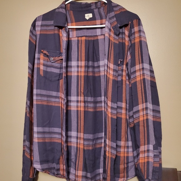 O'Neill Tops - O Neil Woven O'Neill Tops - O Neil Woven
